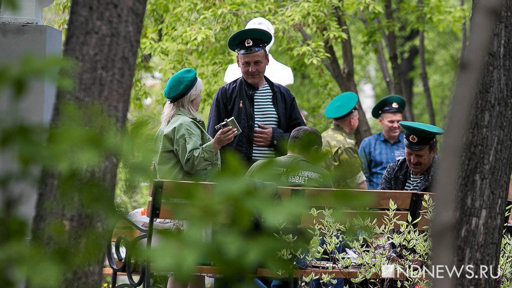 Нашествие «зеленых фуражек» в ЦПКиО – Екатеринбург отмечает День пограничника (ФОТО)