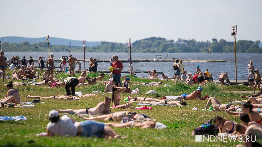 Екатеринбуржцы открыли пляжный сезон, несмотря на запрет Роспотребнадзора (ФОТО)