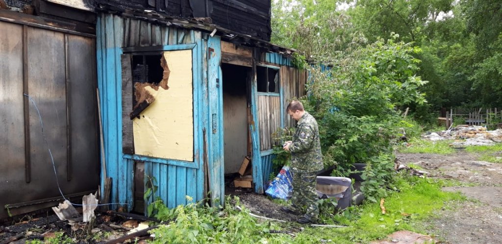 Новый День: В Екатеринбурге после пожара в расселенном доме обнаружены трое погибших (ФОТО)