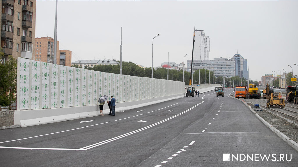 Макаровский мост открыт. Камеры обещают поставить сегодня (ФОТО)