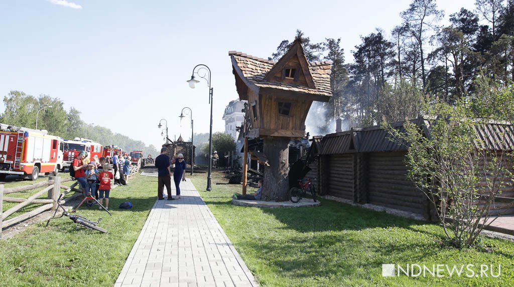 Пожар в «Чапаевских банях» потушен (ФОТО)