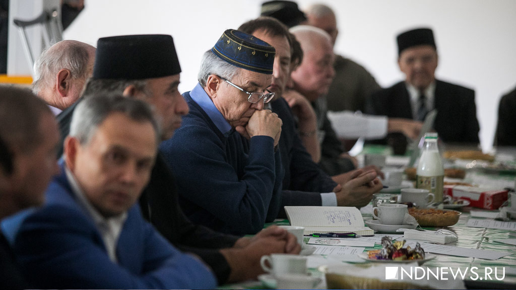 Собрать в мечети лидеров всех шести управлений уральских мусульман не удалось (ФОТО)