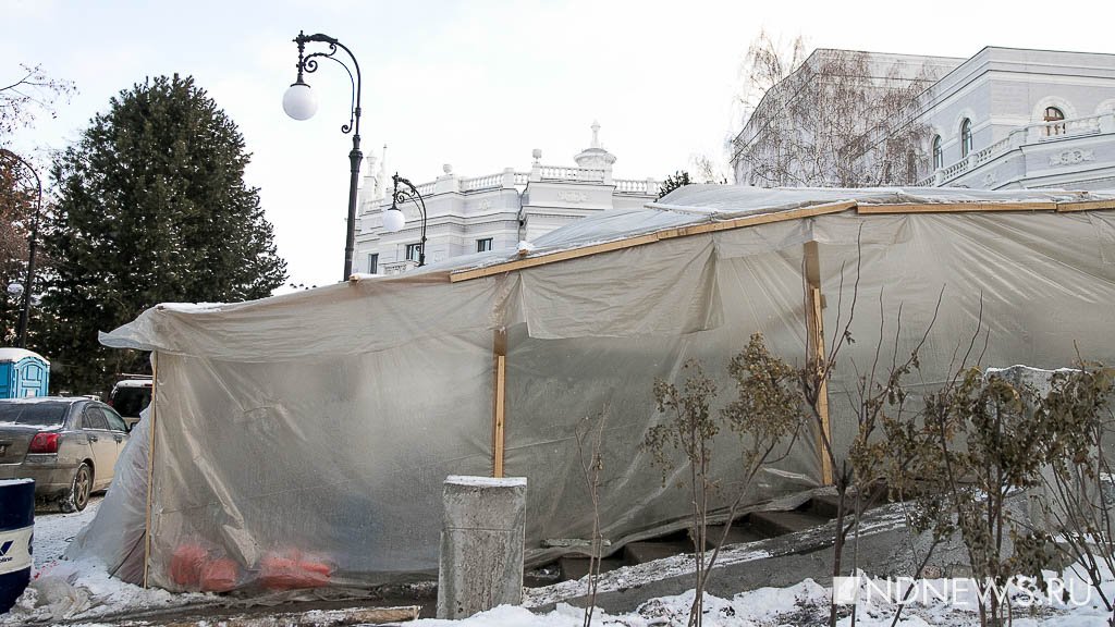 Сроки реконструкции сквера у оперного театра провалены (ФОТО)