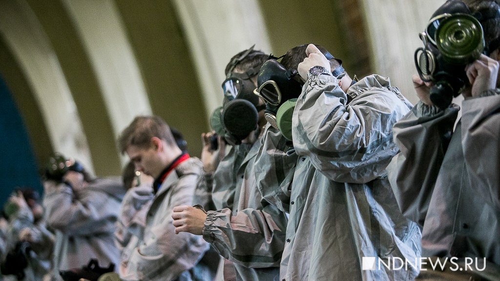 Студентов уральского вуза отправили в армию учиться защите от коронавируса (ФОТО)