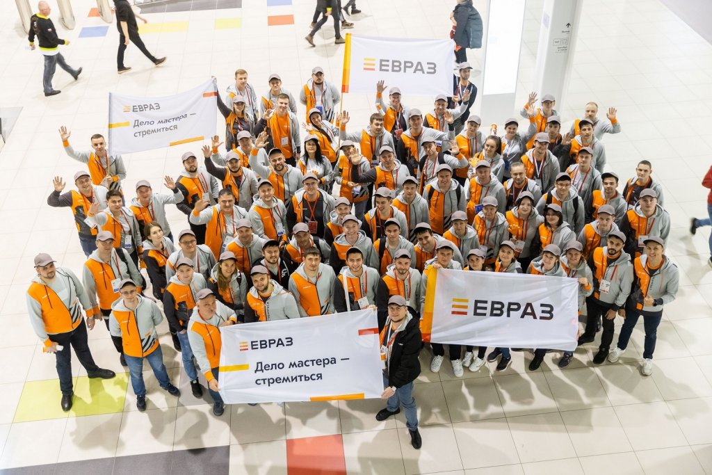 Команда ЕВРАЗа принимает участие в Международном чемпионате высокотехнологичных профессий «Хайтек»