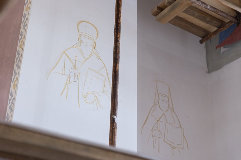 Уральцев зовут посмотреть, как расписывают восстановленный храм (ФОТО)