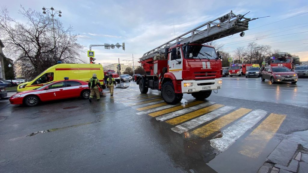 В Екатеринбурге пожар в «Доме печати»