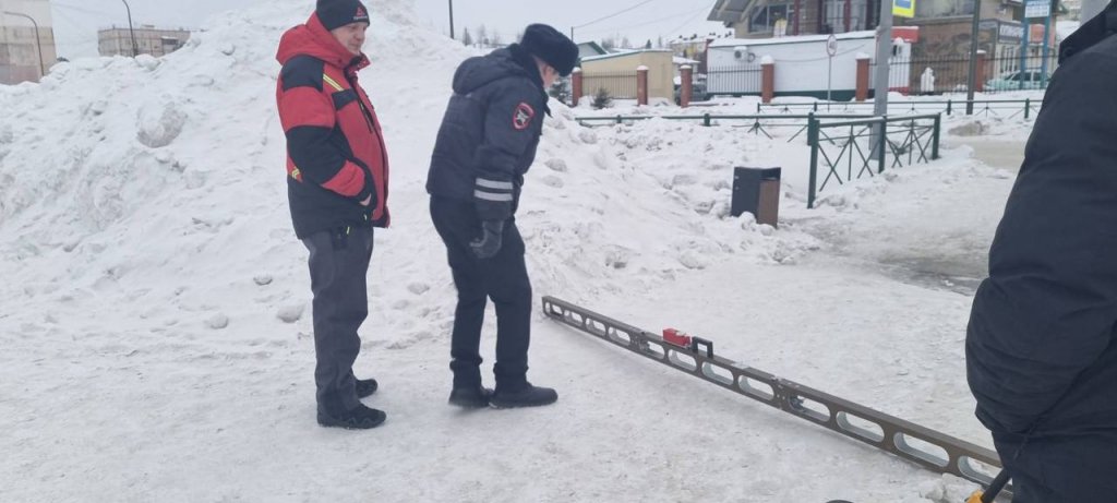 Прокуратура в Ноябрьске оштрафовала компанию коррупционера за плохую чистку дорог