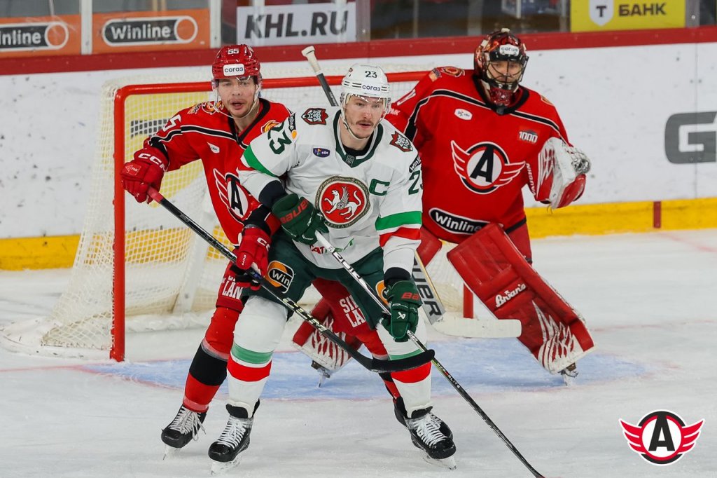 «Автомобилист» в 1000-м матче КХЛ победил «Ак Барс»