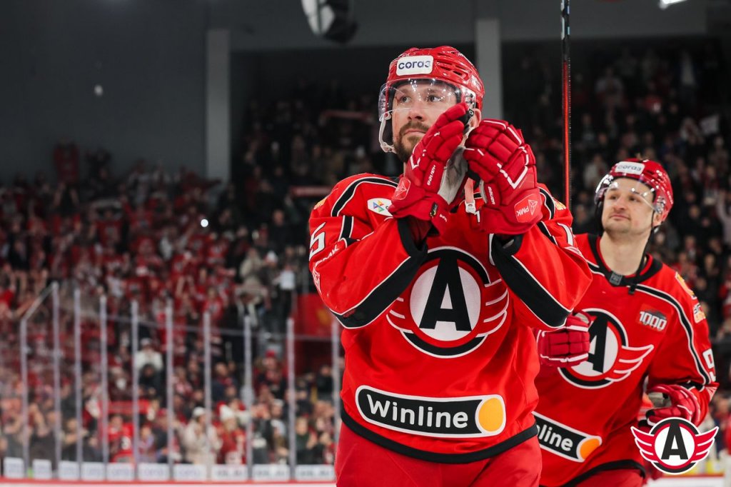 «Автомобилист» в 1000-м матче КХЛ победил «Ак Барс»