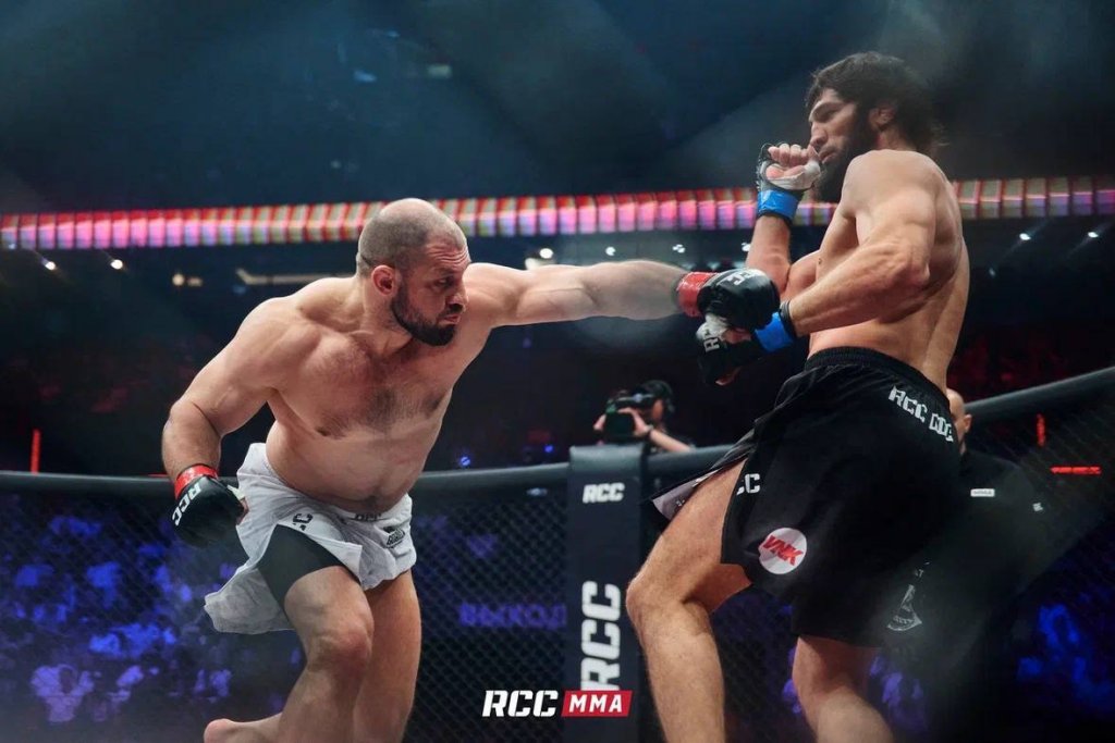 Служба в органах, ночевки в машине и хейтеры-помощники. Штырков отмечает 10 лет карьеры в единоборствах