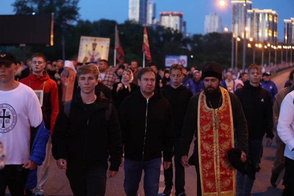 Царским крестным ходом прошли 40 тысяч человек (ФОТО)