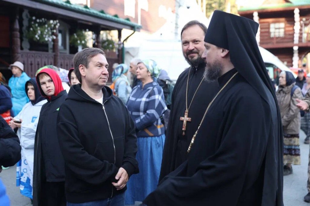 Царским крестным ходом прошли 40 тысяч человек (ФОТО)