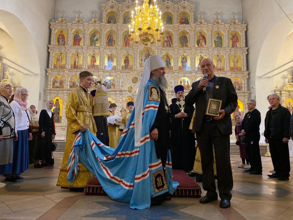 Храм Святых Божиих строителей в Академическом отметил 10-летие