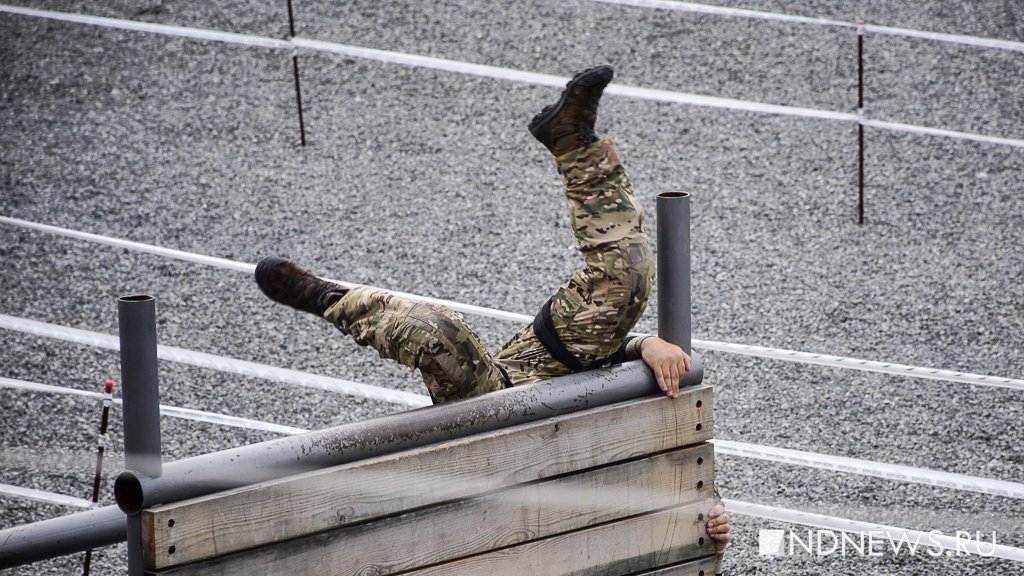 В Екатеринбурге начались соревнования спецназа «Вызов»: за звание сильнейших поборются команды из 5 стран (ФОТО)