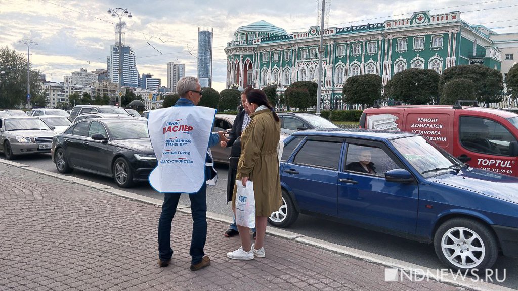 «Только не списывай точь-в-точь». Обзор губернаторской агиткампании-2025