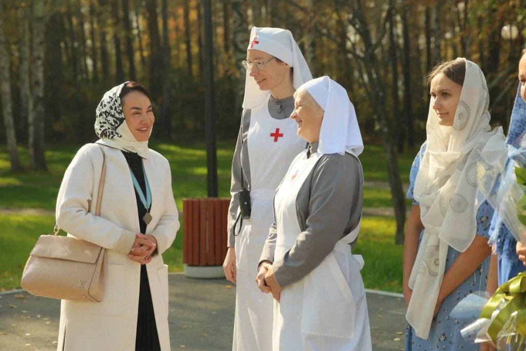 В Екатеринбурге отметили год с открытия обители для тяжелобольных