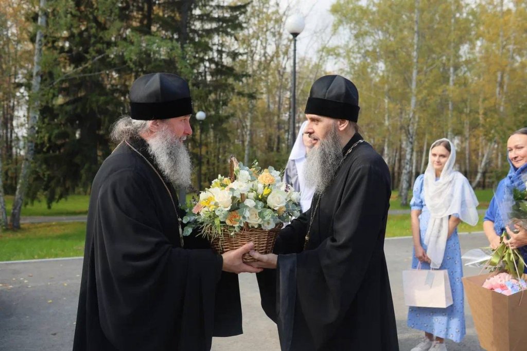 В Екатеринбурге отметили год с открытия обители для тяжелобольных