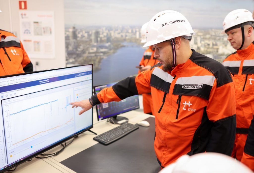 Глава «Т Плюс» посетил самую современную ТЭЦ Екатеринбурга и Центральный диспетчерский щит