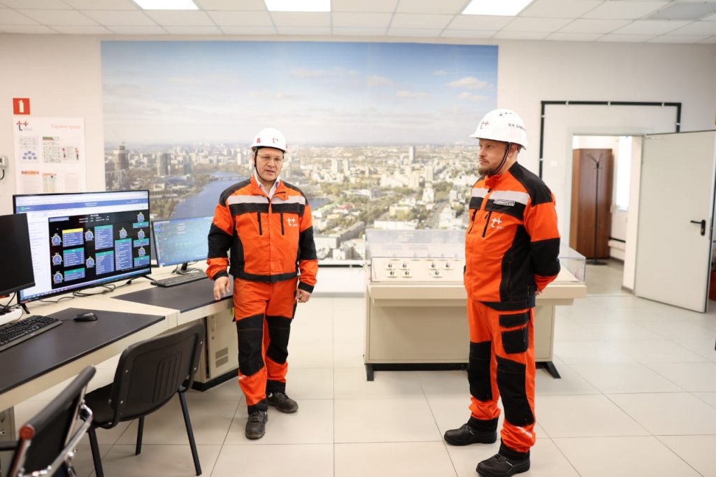 Глава «Т Плюс» посетил самую современную ТЭЦ Екатеринбурга и Центральный диспетчерский щит