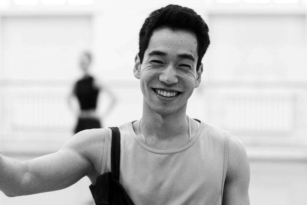 В Оперном показали репетицию премьеры «Быстрые свидания» (ФОТО)