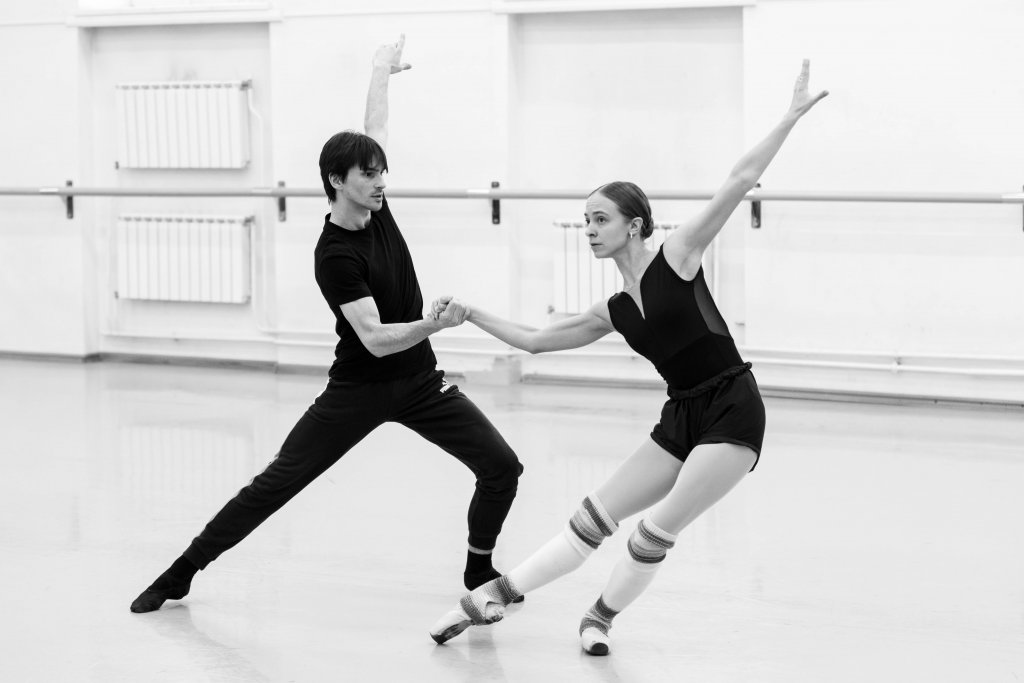 В Оперном показали репетицию премьеры «Быстрые свидания» (ФОТО)