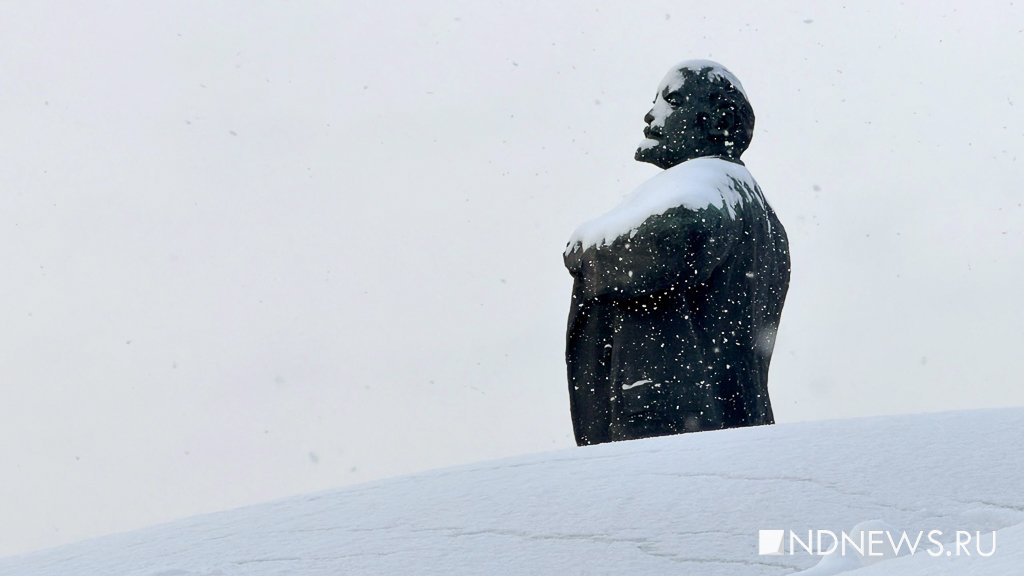 На главном катке города можно будет кататься только час (ФОТО)