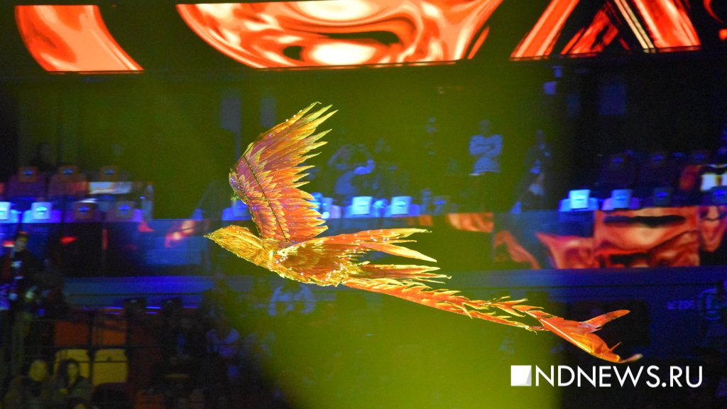 Лучшие игроки КХЛ устроили шоу в Екатеринбурге (ФОТО)