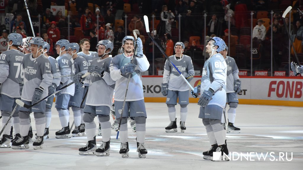 Лучшие игроки КХЛ устроили шоу в Екатеринбурге (ФОТО)