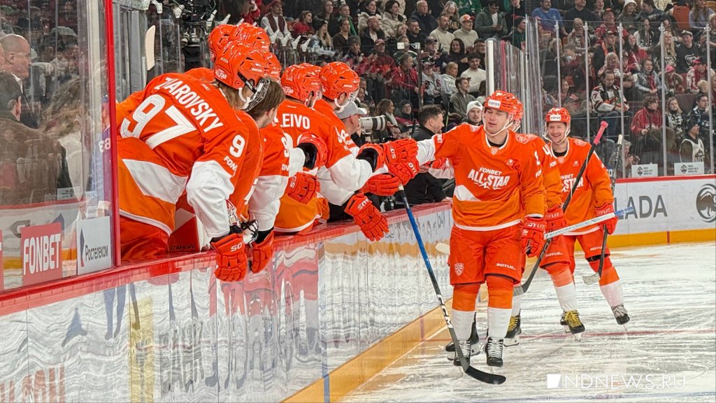 Победа вратаря «Автомобилиста», шоу легионеров и сила RUS Stars: в Екатеринбурге завершился Матч Звезд (ФОТО)