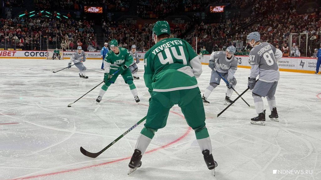 Победа вратаря «Автомобилиста», шоу легионеров и сила RUS Stars: в Екатеринбурге завершился Матч Звезд (ФОТО)