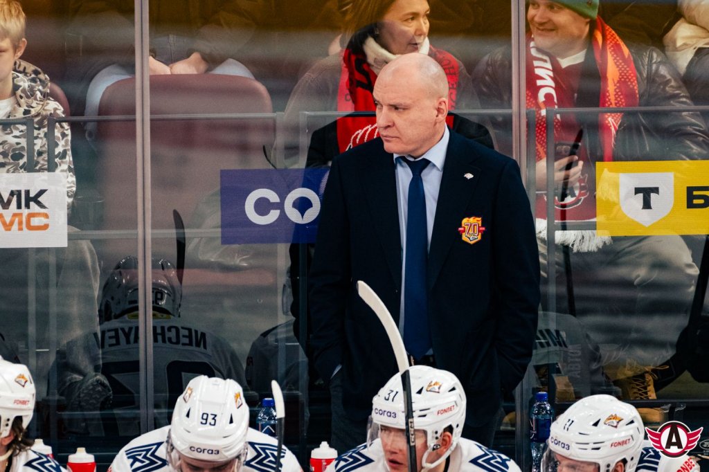 «Автомобилист» разгромил лидера КХЛ со счетом 8:1