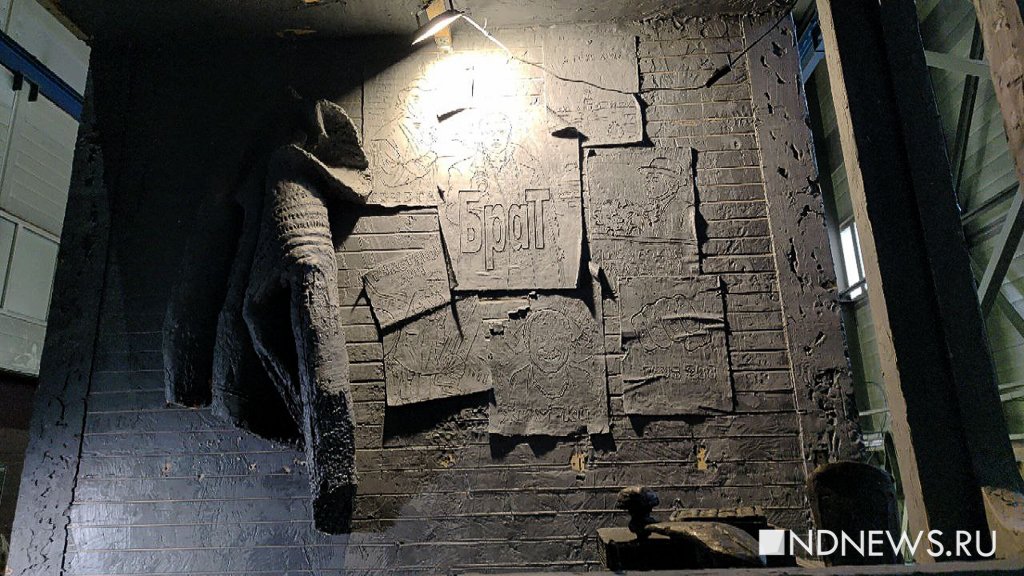 Памятник Алексею Балабанову почти готов (ФОТО)