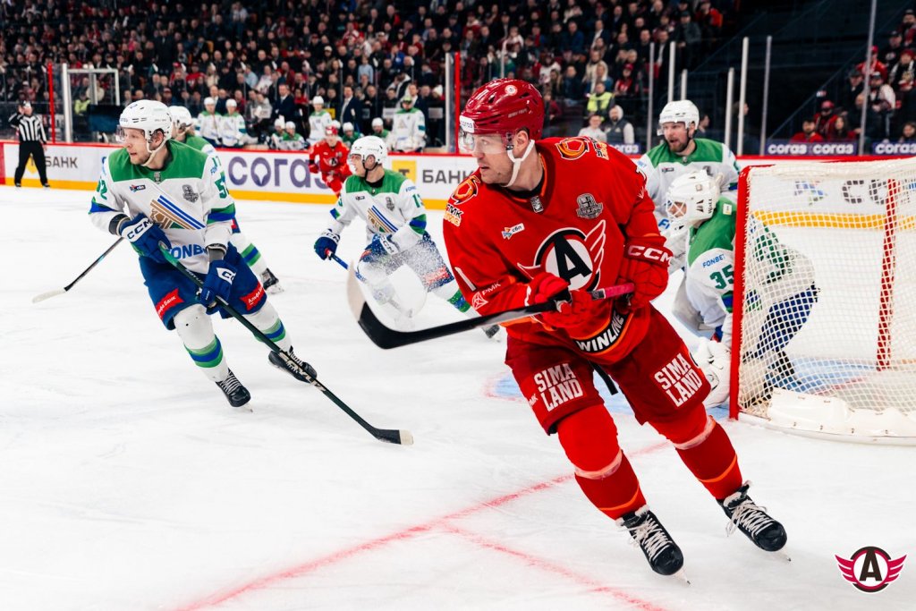 «Автомобилист» проиграл «Салавату» матч №2. Счет в серии сравнялся