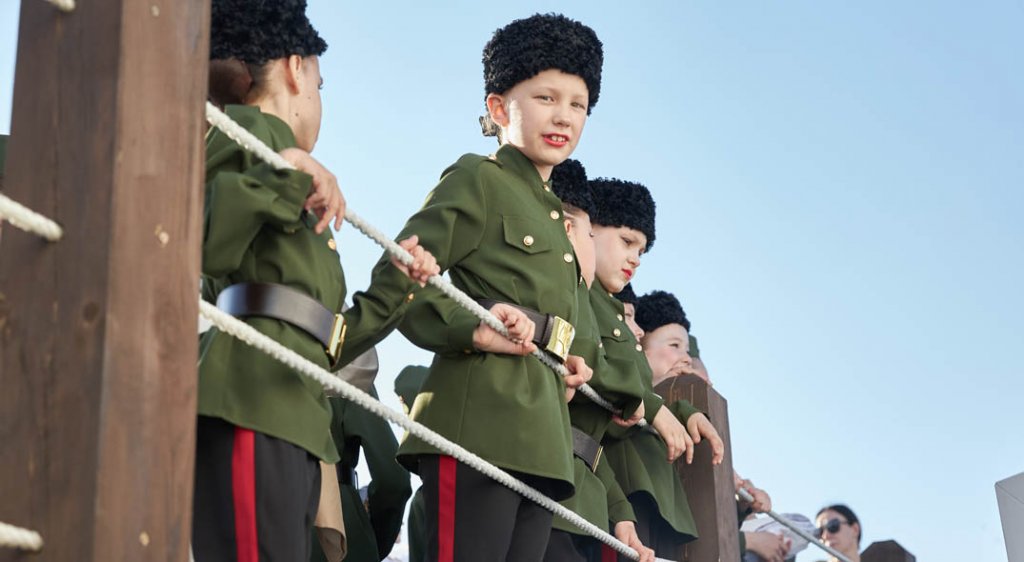 В Академическом прошел патриотический «Парад Поколений», посвященный Дню Победы (ФОТО)