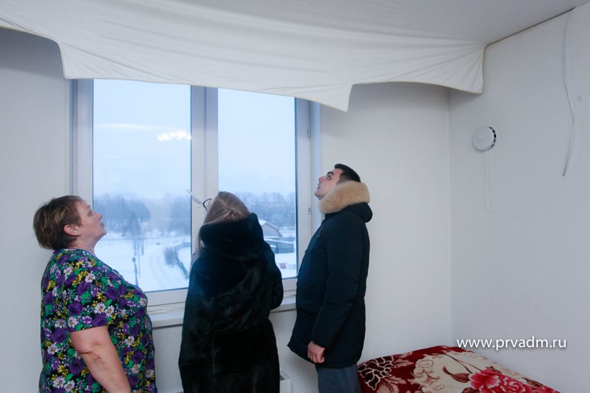 Новый День: Плесень и сырость. Жильцов новостройки, куда расселили людей после взрыва газа, обвинили в ошибках эксплуатации