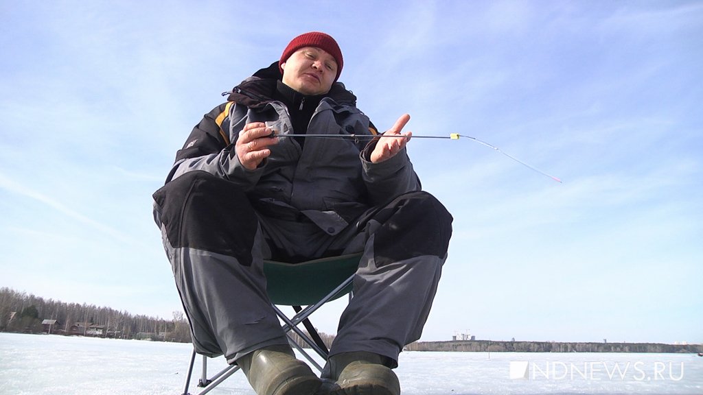Новый День: Я не могу дома сидеть, – рыбаки не боятся ни весеннего льда, ни коронавируса (ФОТО, ВИДЕО)