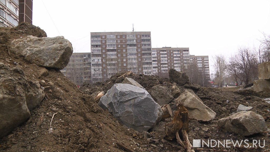 Новый День: Два котлована и дыры в земле: как выглядит двор на ЖБИ спустя месяцы после трагедии (ФОТО, ВИДЕО)