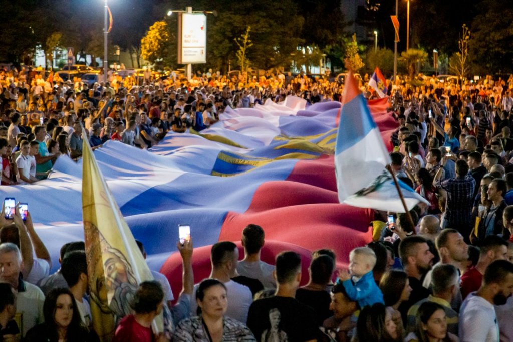 Новый День: В Черногории после акций протеста полиция задерживает священников Сербской православной церкви