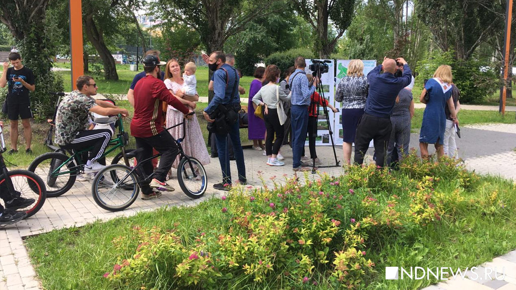 Новый День: Провластный общественник обнародовал итоги опроса по парку у дворца Молодежи (ФОТО)