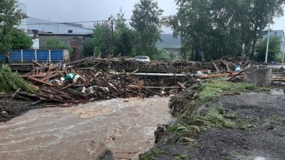 Пострадавшие от наводнения в Нижних Сергах получат по 15 тысяч рублей