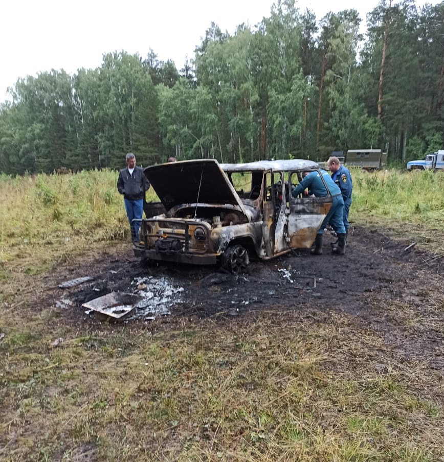 Новый День: На Урале браконьеры обстреляли и сожгли машину инспекторов охотнадзора (ФОТО)