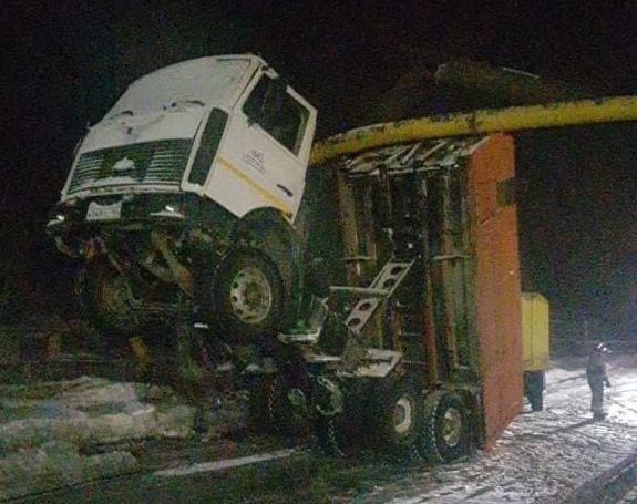 Новый День: В Североуральске самосвал повредил газопровод (ФОТО)