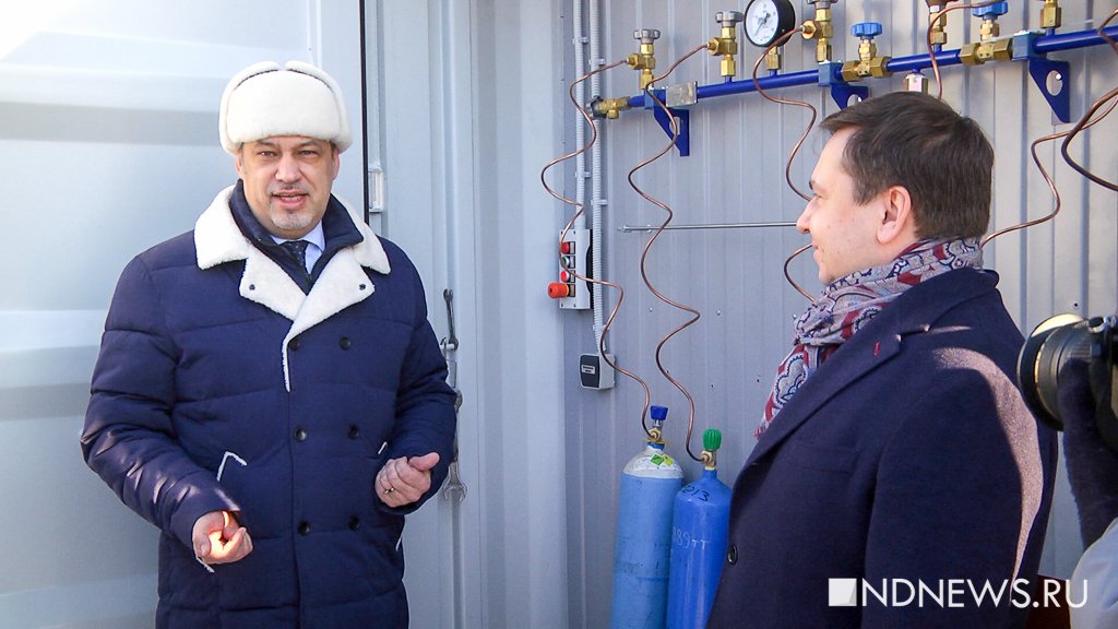 Новый День: Скорая помощь Екатеринбурга на 100% обеспечена кислородом (ФОТО)