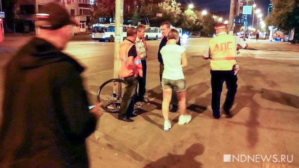 Новый День: В Екатеринбурге велосипедист лишился уха после ДТП на пешеходном переходе (ФОТО)