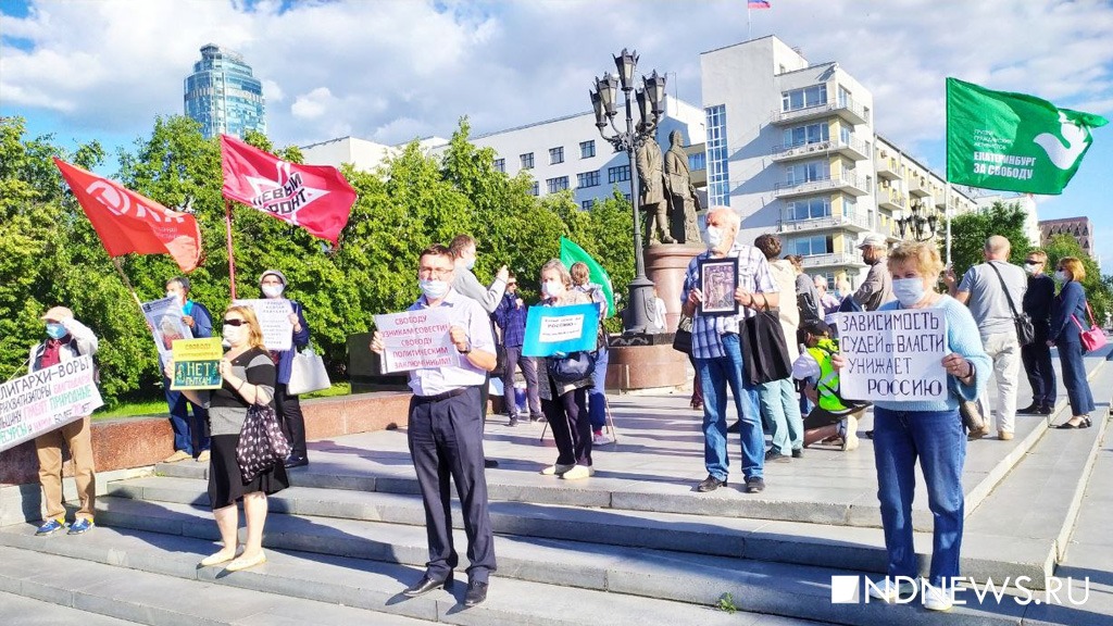 Новый День: Человек – это звучит гордо! – оппозиция впервые за 16 месяцев вышла на Площадь Труда
