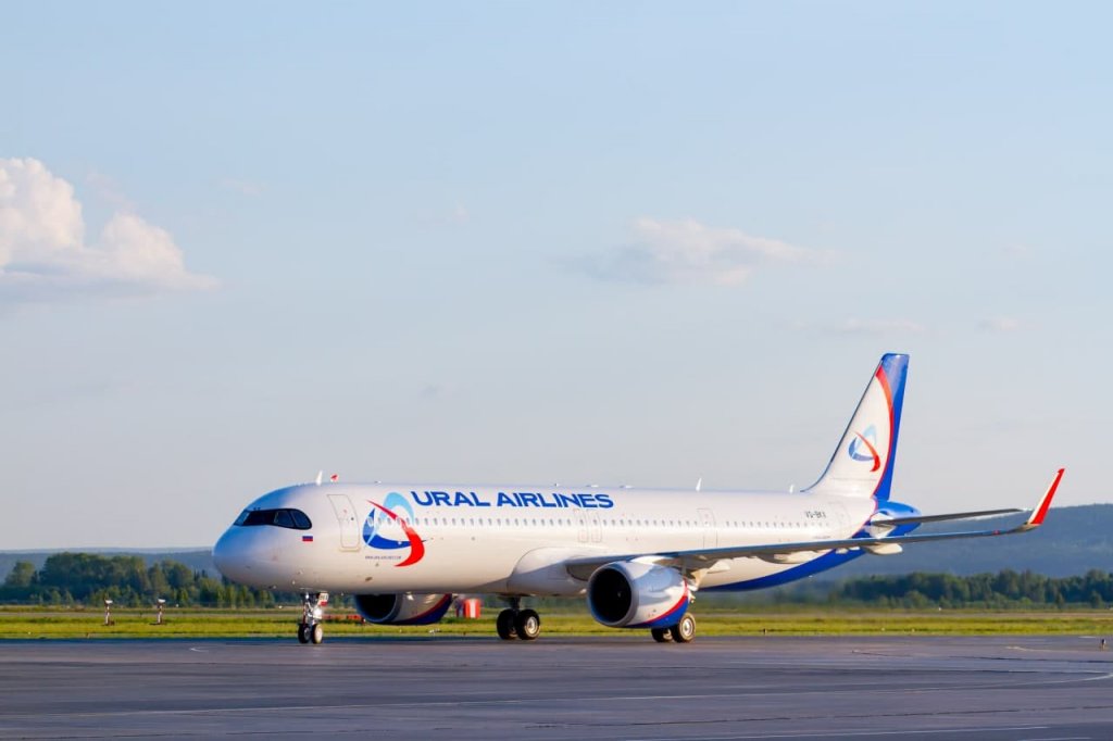 Новый День: Уральские авиалинии пополнили флот экологичным самолетом (ФОТО)