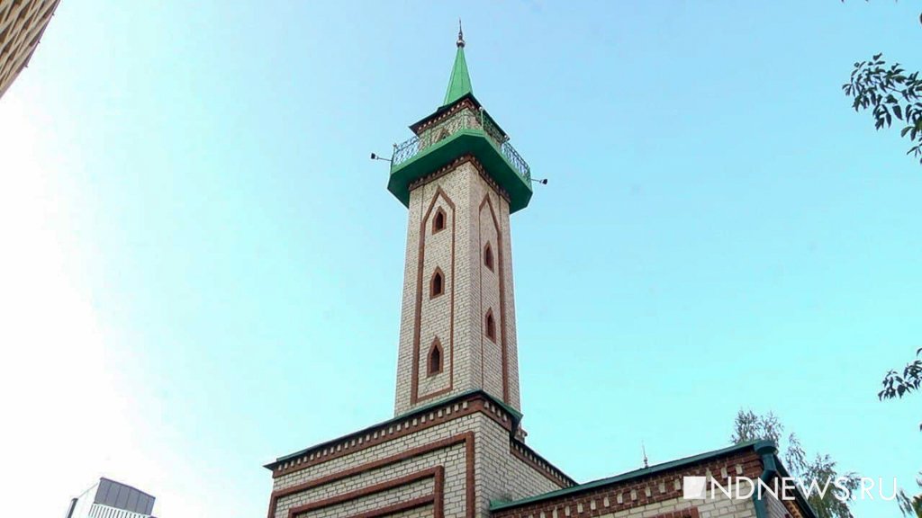 Новый День: Мусульмане с раннего утра потянулись в мечети: сегодня – Курбан-байрам (ФОТО)