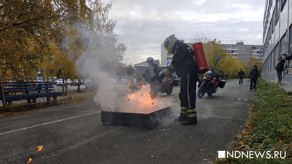 Новый День: Если все пожары помнить, то я умом тронусь, – в Екатеринбурге закрыли сезон пожарные на мотоциклах (ВИДЕО)