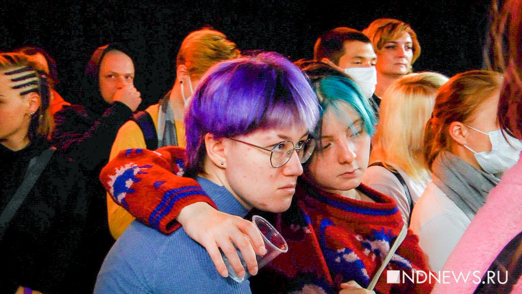 Новый День: В Екатеринбурге прошла выставка с участием трансгендеров (ФОТО, ВИДЕО)